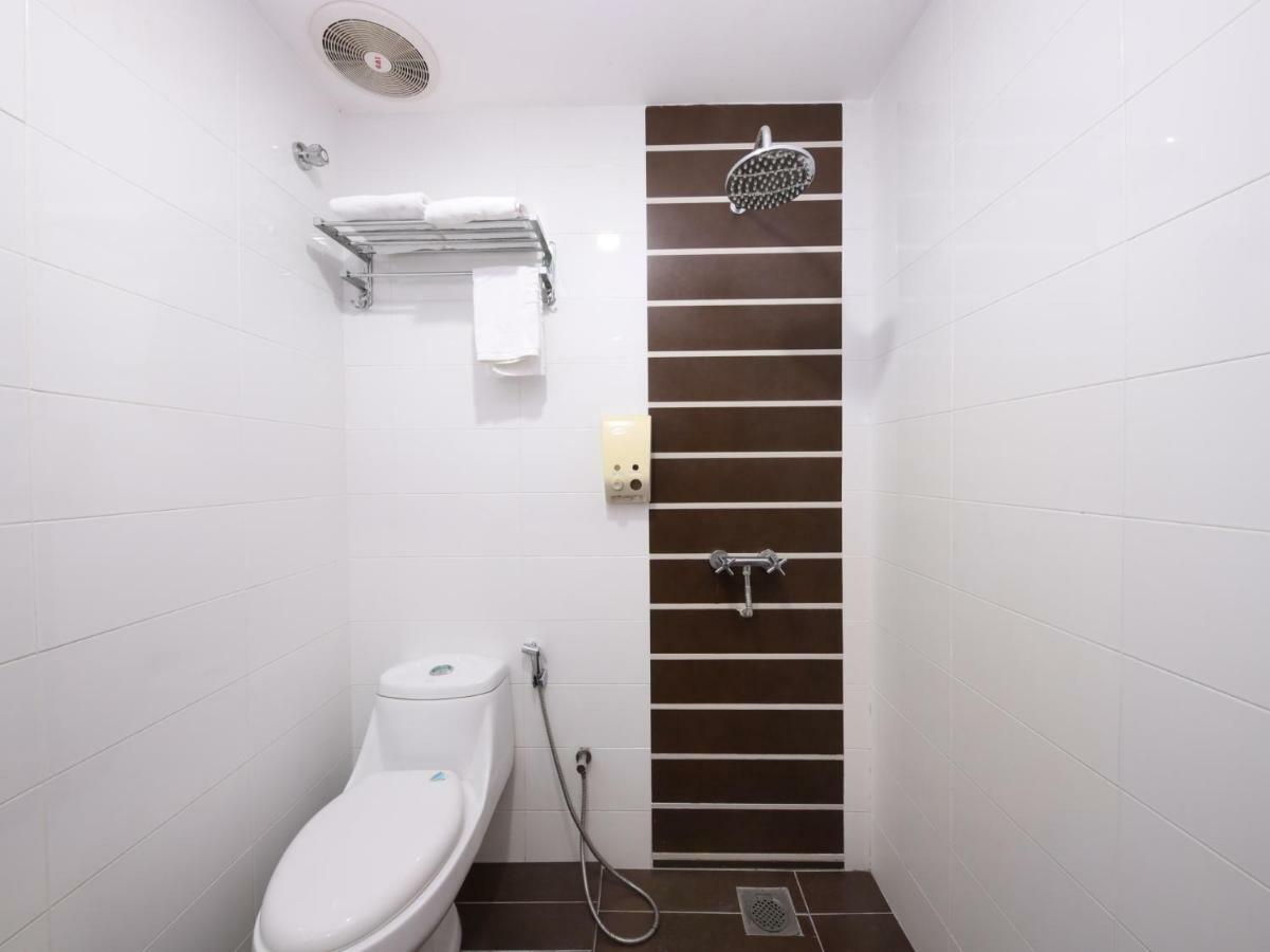 Capital O 837 Hotel Bei King Sitiawan Exterior foto